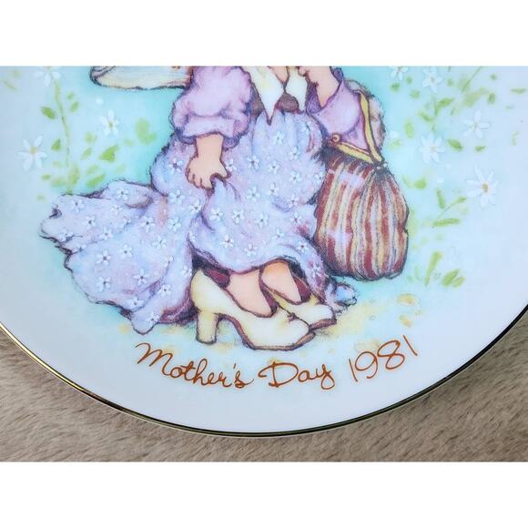 Avon Small Plate Porcelain 5" Mother's Day 1981 1982 Little Things Japan x2 Vtg - Picture 10 of 12